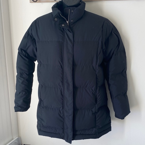 L.L. Bean Black WOMENS small WINTER down jacket - Picture 1 of 8